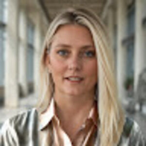 Meet your Posher, Christy